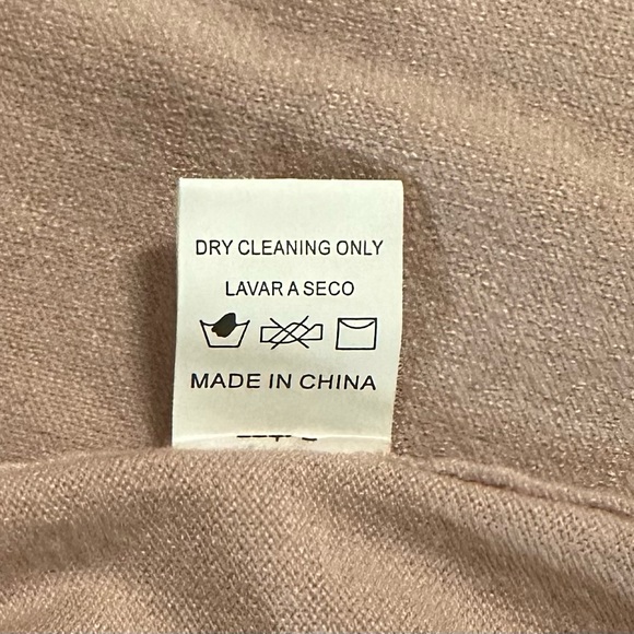 Shirred front sweater - Picture 4 of 4